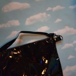 Black holographic bag